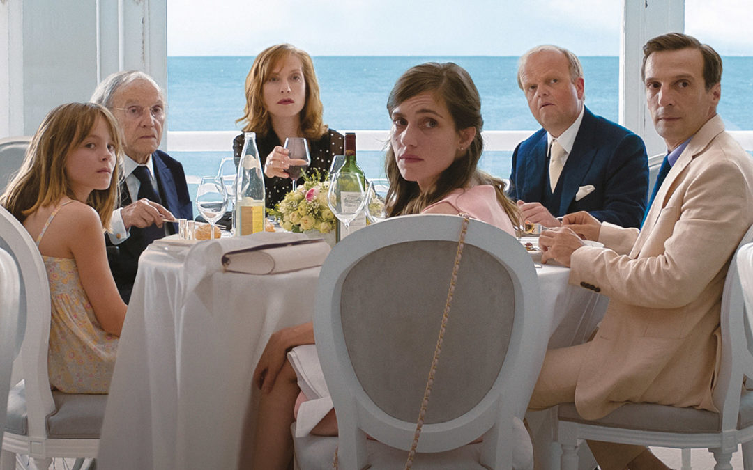 Il trailer di Happy End e la colonna sonora di un ritratto familiare