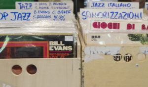 Music Day - Fiera del disco, vinili di discografia e sonorizzazioni coesistone nella giornata del collezionismo musicale